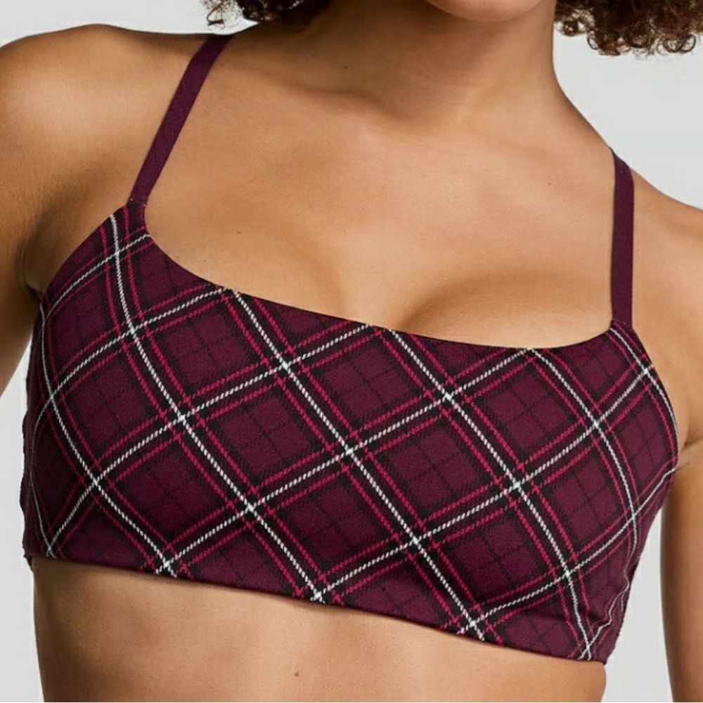 VS PINK Relay Square Neck Sports Bra - Picture 6 of 7